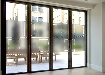 folie sablare cu patrate decipate