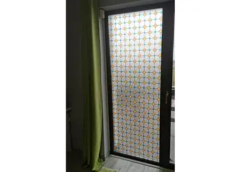 folie geam autoadeziva vitraliu geometic portocaliu