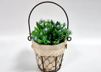 galetusa decorativa cu plante artificiale verzi si albastre