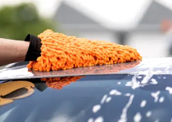 manusa microfibra spalat caroserie