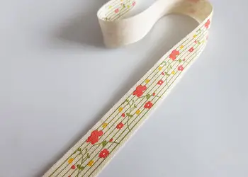 panglica textila model floral