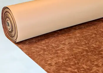 piele ecologica culoare maro cu aspect natural moale i flexibila 1