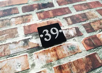 placuta adresa model cu cifre patrat v0