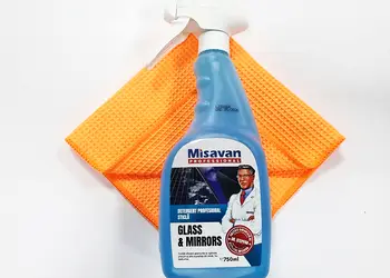 set de curatare geamuri si suprafete sticla laveta microfibra si solutie 44