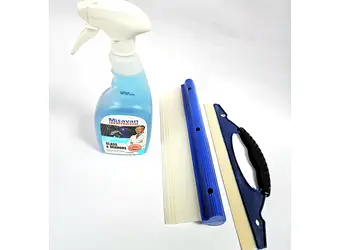 set de curatare geamuri si suprafete sticla laveta microfibra si solutie 4