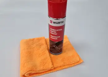 spray spuma activa pentru curatat si laveta microfibra 1