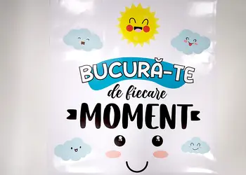 sticker mesaj bucura te de fiecare moment scoli gradinite camera copiilor s1
