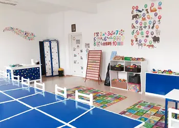 Set stickere educative model alfabet animalute cu baloane X