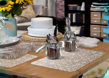 suport farfurie cu model floral alb sienna