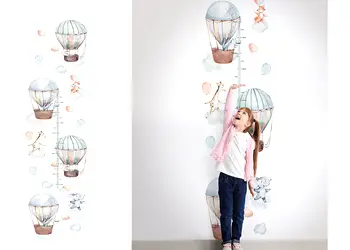 tapet camera copii baloane si gradatie pentru masurarea inaltimii marburg 