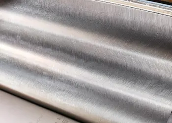 tapet modern gri cu efect metalic marburg 52530