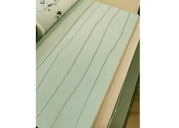 tapet vernil cu linii argintii in relief marburg 63406