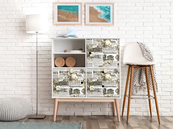 Autocolant mobila model ziare cu flori v8 2