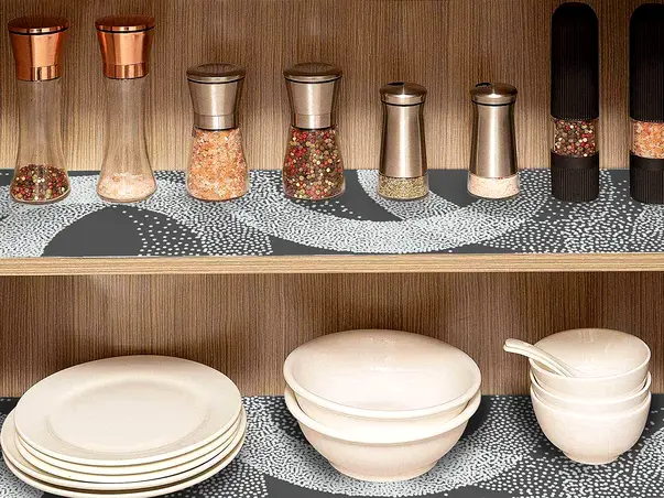 Folie de protectie din PVC antiderapant cu grosime 1,5mm impermeabil 50x155cm model 10 s3