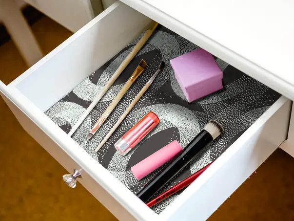 Folie de protectie din PVC antiderapant cu grosime 1,5mm impermeabil 50x155cm model 10 s7