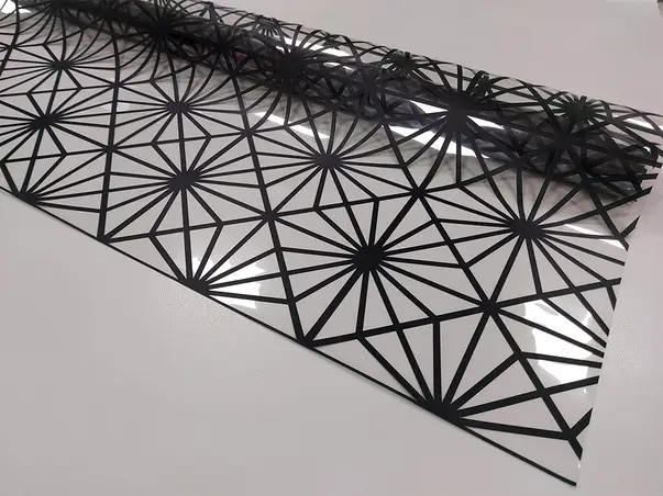 Folie geam model geometric negru 4