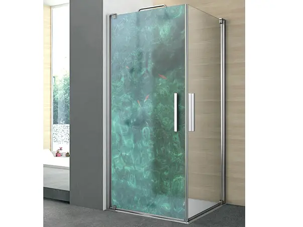 Pesti in apa simulare