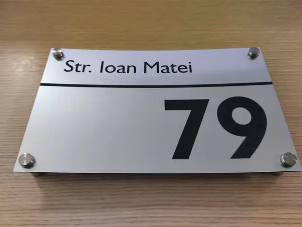 Placuta adresa din dibond 2