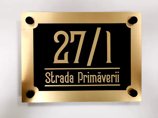 Placuta adresa model contemporan din bond argintiu sau auriu 2