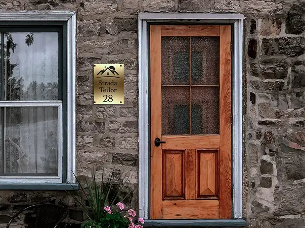 Placuta aurie cu nr si adresa model casa bond auriu model 1 simulare 3