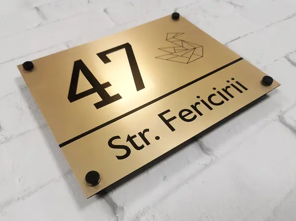 Placuta cu adresa si numar de casa din bond auriu 6 7501