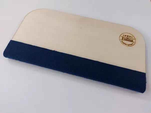 Racleta din lemn pentru aplicare folie autocolant 1