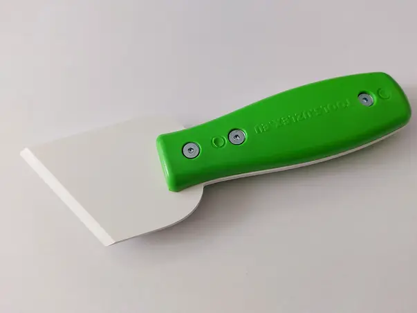 Razuitor din plastic cu lama la 30 de grade 1