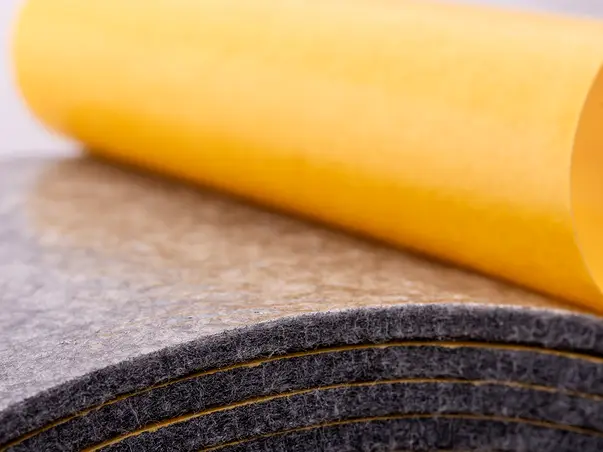 Rola pasla feltru  adeziva simulare 3