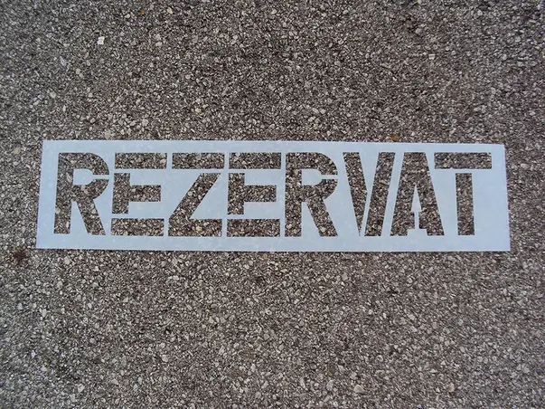 Sablon rezervat pentru parcare simulare 1