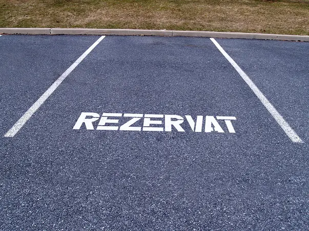 Sablon rezervat pentru parcare simulare 3
