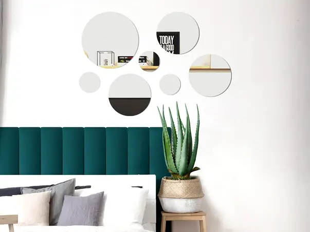 Set 7 oglinzi acrilice rotunde pentru perete simulare 4