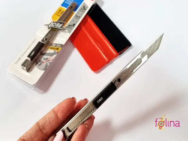 aplicare folie geam accesorii necesare