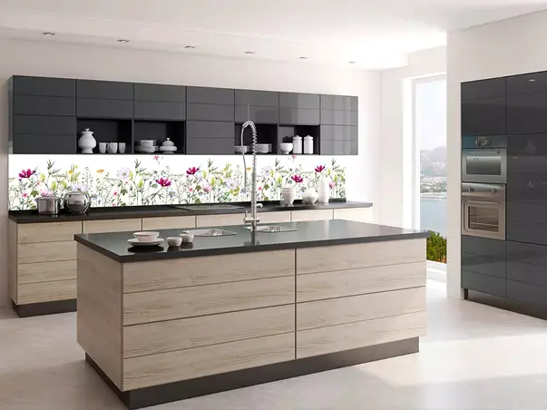 autocolant bucatarie intre blat si corpurile suspendate