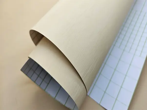 autocolant crem cu efect metalic periat