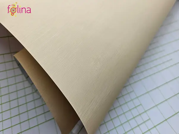 autocolant cu efect metalic crem folina