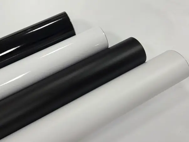 autocolant cutter plotter negru si alb