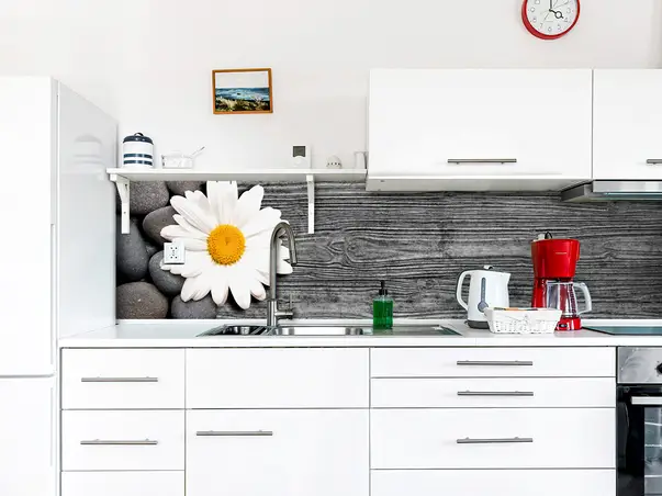 autocolant faianta decorativa margareta folina lemn negru rola s2