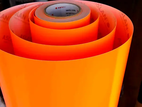 autocolant fluorescent portocaliu