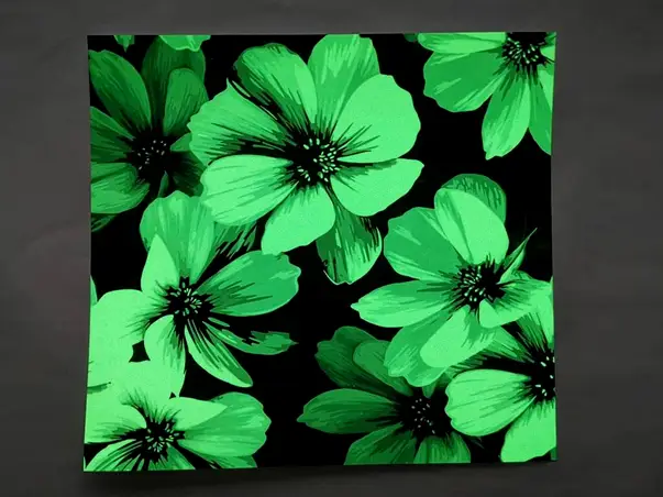 autocolant fosforescent model flori
