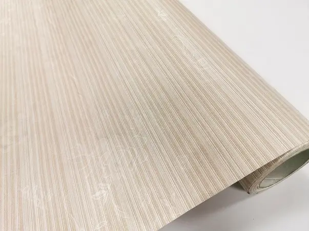 autocolant lemn bej cu model floral discret