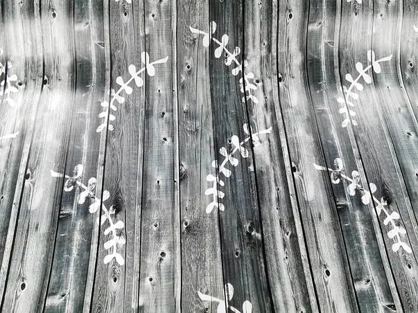 autocolant lemn gri folina 132 cm latime