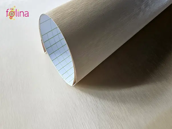 autocolant mobila crem cu aspect periat brushed folina