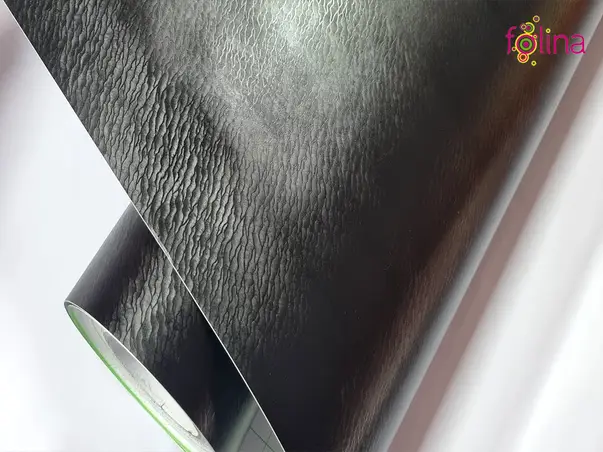 autocolant mobila negru mat cu model embosat folina
