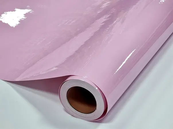 autocolant mobila roz pal cu aspect lucios de la folina