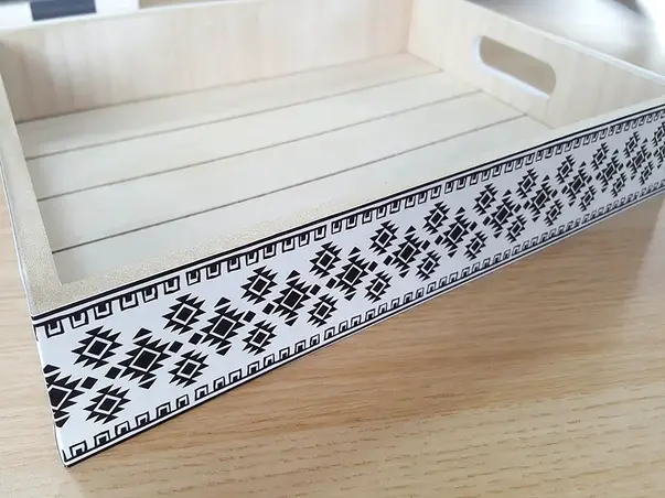 autocolant obiecte cu motive traditionale