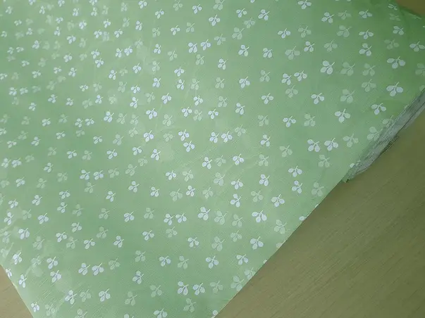 autocolant perete Vero