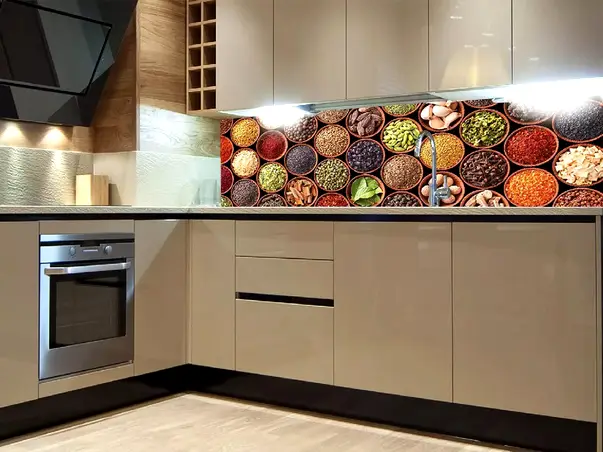 autocolant perete pentru zona dintre blat si corpurile suspendate din bucatarie