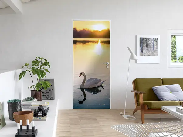 autocolant usa model lebada pe apa apus multicolor pvc s2