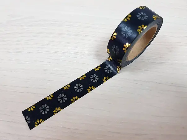 banda adeziva washi tape neagra cu flori aurii