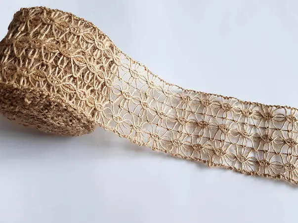 banda iuta impletita